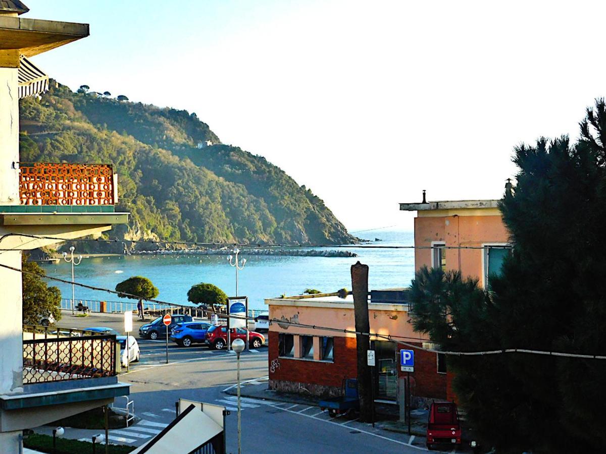 Aloha House!!! Daire Levanto Dış mekan fotoğraf